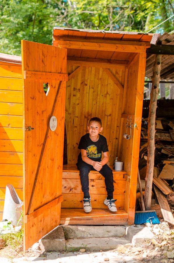 Cozy Wood Hut On The Farm Villa Trebivlice Exteriör bild